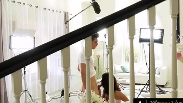 boyfriend′s Hung Friend Raw Slams Horny🥵 Milf Keli Richards