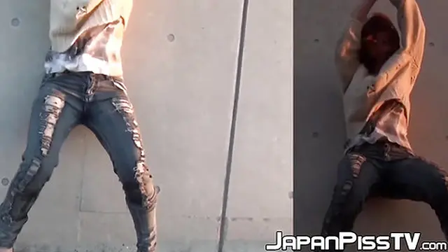 Pretty Japanese girls outdoors urinating collection
