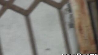 JAPAN PISS TV - Gorgeous Japanese chicks need to pee really bad in this vid