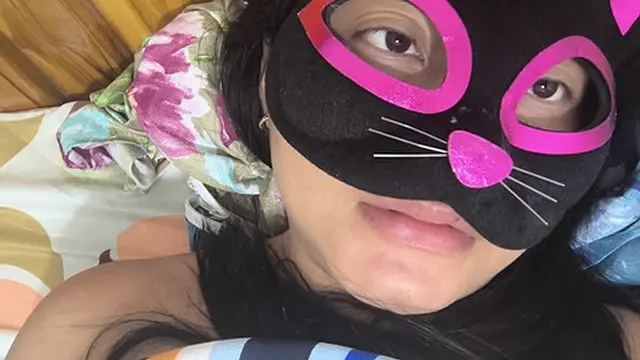 Her teacher′s naked pack caught me watching