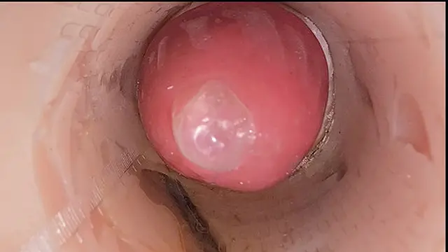 Close-up of a condom filled with thick cumshot inside the tight pussy🌮️