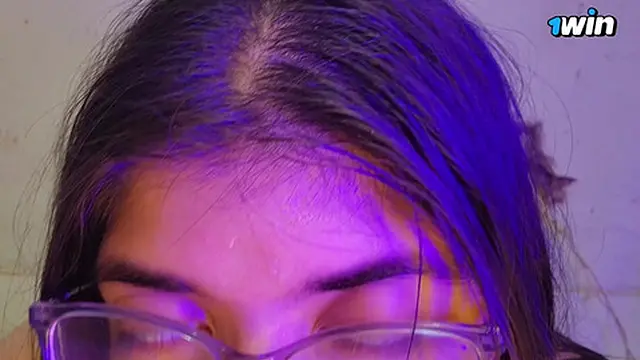 JOI Roleplay - Melhor amiga te CONSOLA porque sua namorada te deixou !! ???????????? POV/ WIN / brunette