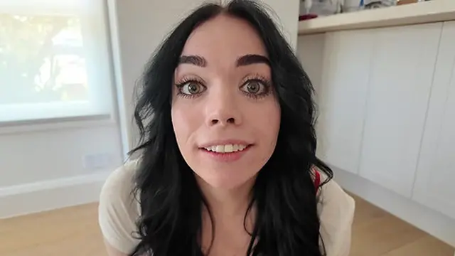 Cute nurse Ellie enjoys her ass🍑 and plays with her pussy✌