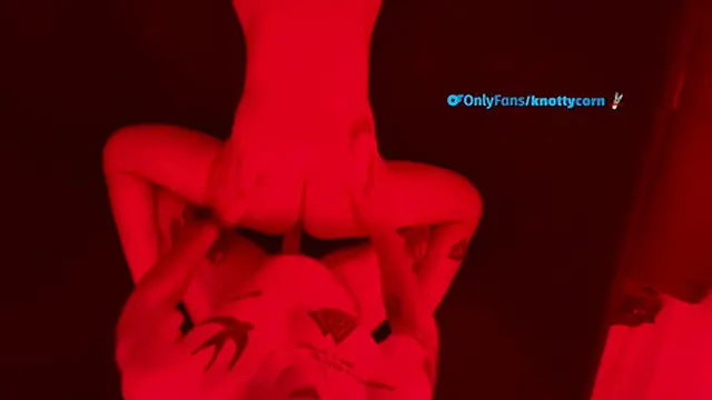 POV tattooed MILF doggy style - spank that juicy ass🍑