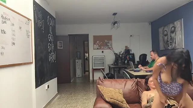 Sweetheart takes me in her friend′s place