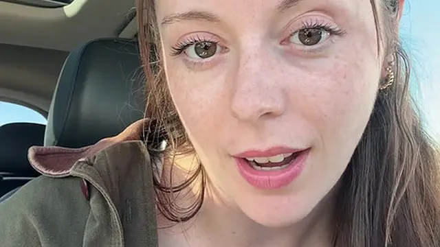 Trying Not To Cum In The Bookstore While Hunting For Smut ????????