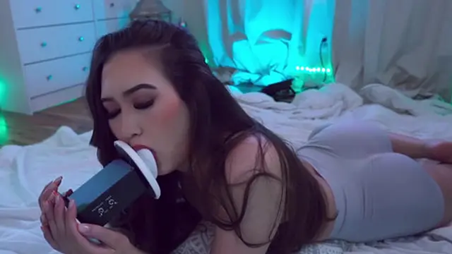 Stepsie licks your ears softly (ASMR)