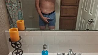 The Roostercombs show, "My Massive Monster Cock loves to perform this intense trick on toilet" ???? ????