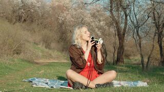???? ASMR Spring! Licking & Mouth Sounds with Elsa (3Dio —  4K)