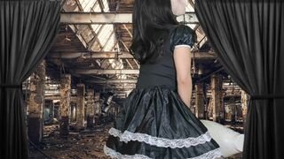 HENTAI Aibu。廃墟。メイド。電動マッサージ機でオナニー。
