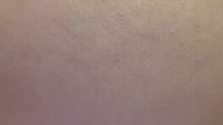 Бритая розовая писька пульсирует - Оргазм Без Рук! Скрещиваю ноги и сильно сжимаю бёдра