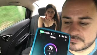 I give the control of my vibrator to the driver of my uber