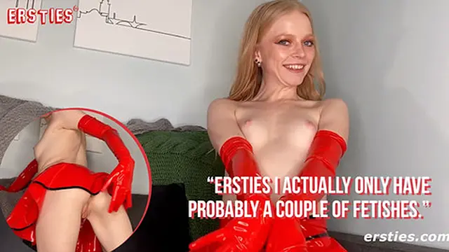 Newbies - Alice Discusses Her Kinks